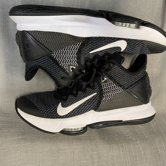 Nike Lebron Witness lV Black And White BV7427-001 Size 8.5 - Picture 8 of 9